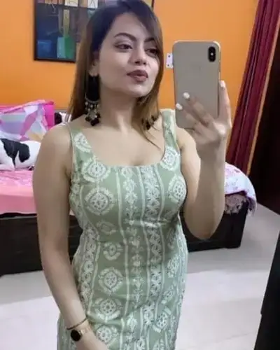 Call Girl in Uguem